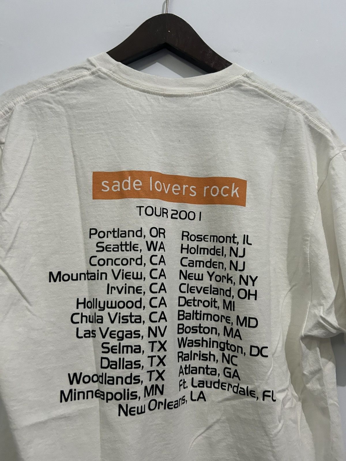 Band Tees Vintage Sade Lovers Rock Summer Tour 2001 Tee Size US L / EU 52-54 / 3 - 5 Thumbnail