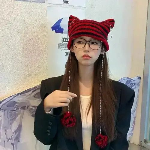 VIBE Winter Devil Striped Knitted Beanie Hat Size ONE SIZE - 3 Thumbnail