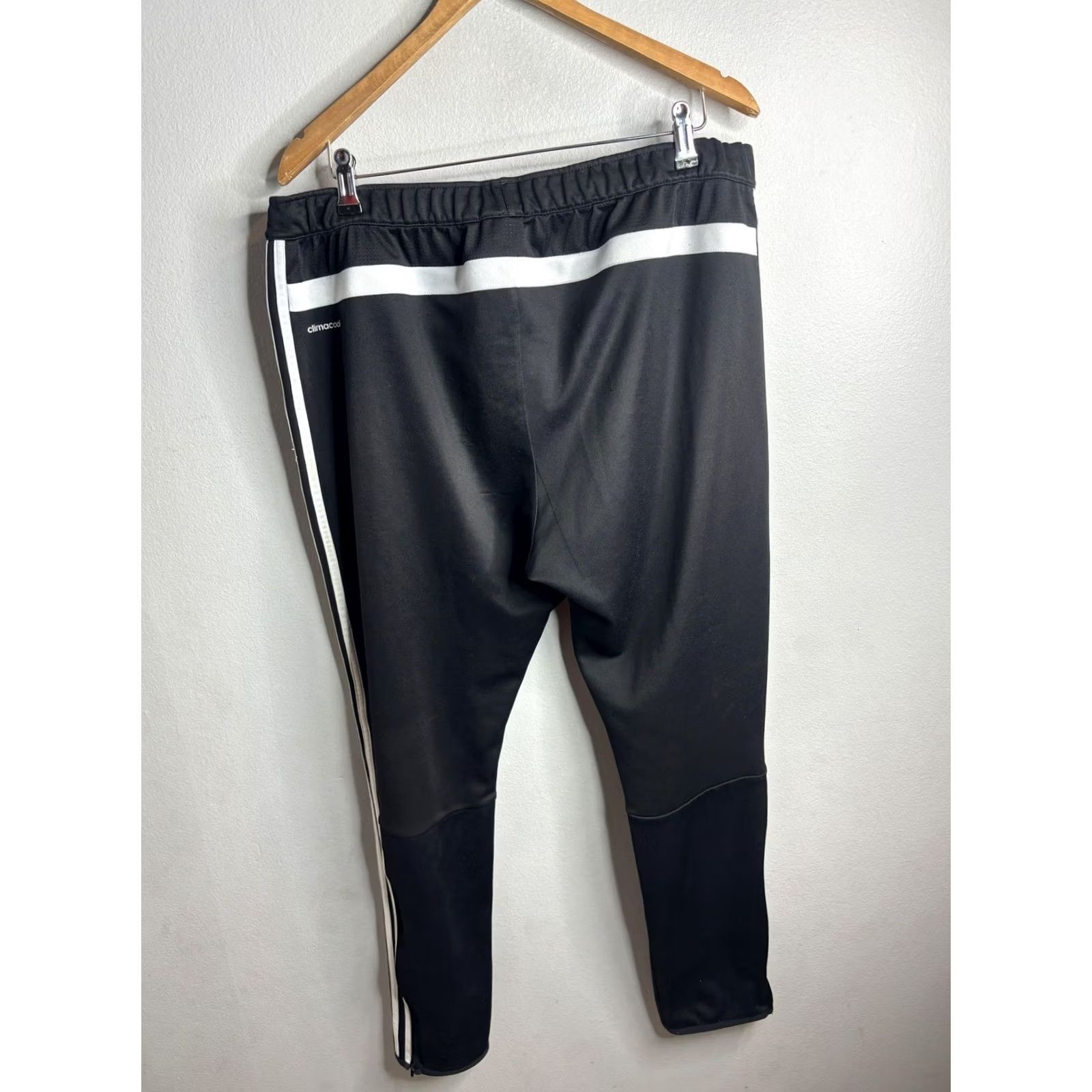 Adidas Adidas Track Pants Mens XL Black Climacool Joggers Zip Pockets 3-Stripes Size US 36 / EU 52 - 4 Thumbnail