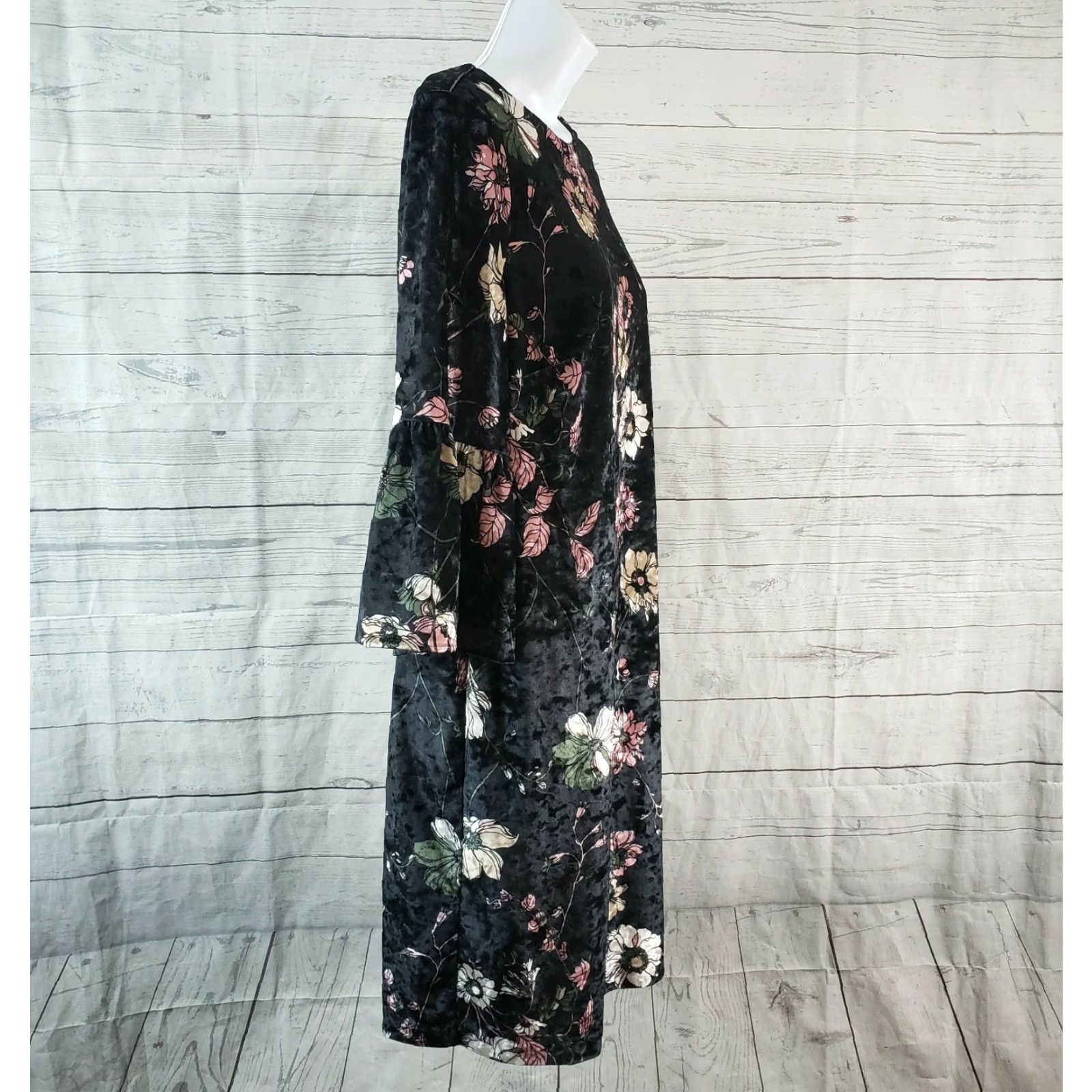 Vintage Chicos Womens Velvet Dress Sz Small Black Pink Floral 3/4 Bell Sleeves Size S / US 4 / IT 40 - 3 Thumbnail