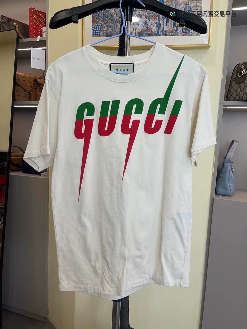 Gucci Gucci Size OS Blade printed round-neck pullover short-slee Size US M / EU 48-50 / 2 - 1 Thumbnail