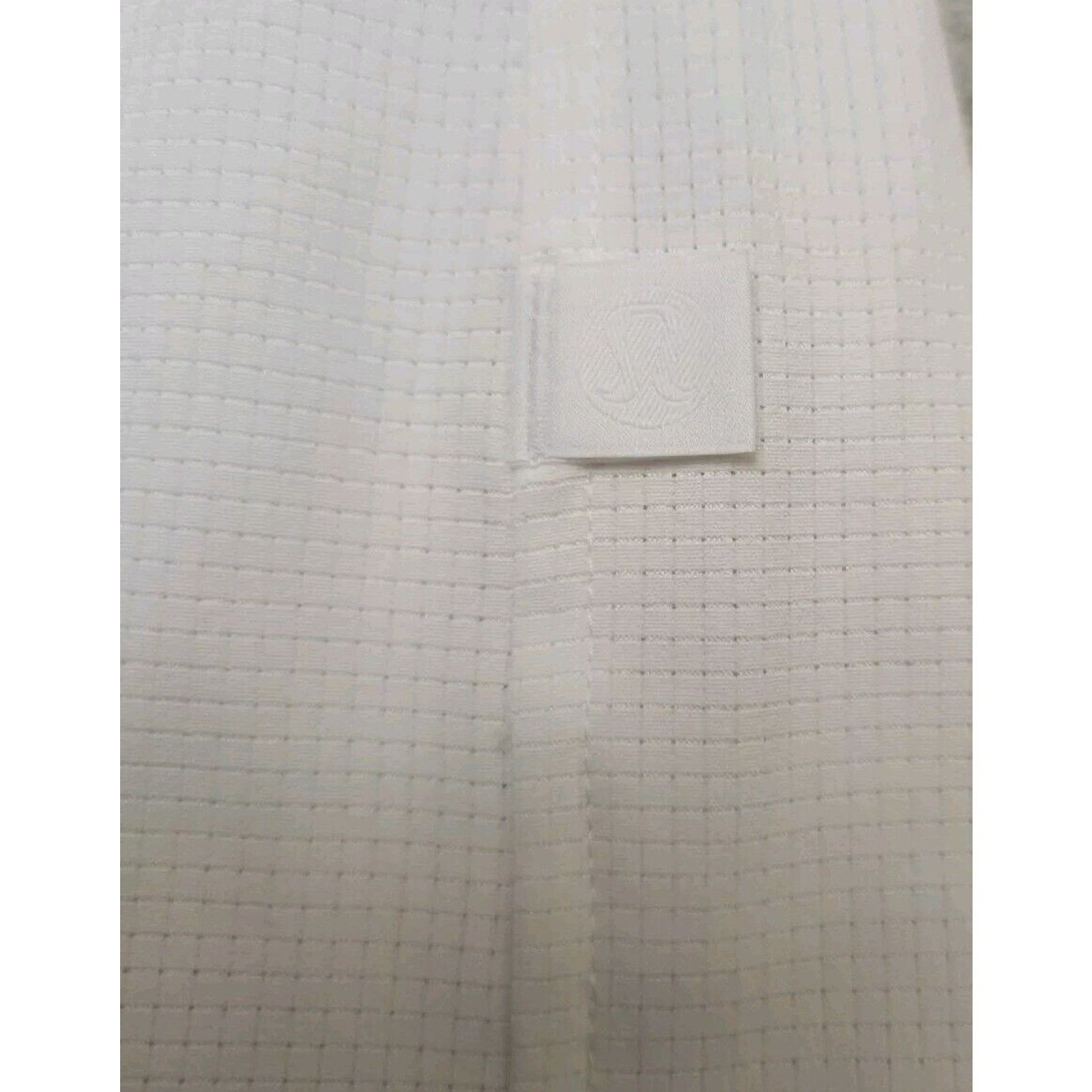 Lululemon Lululemon Airing Easy Short-Sleeve Shirt White Sz 2XL Size US XXL / EU 58 / 5 - 5 Thumbnail