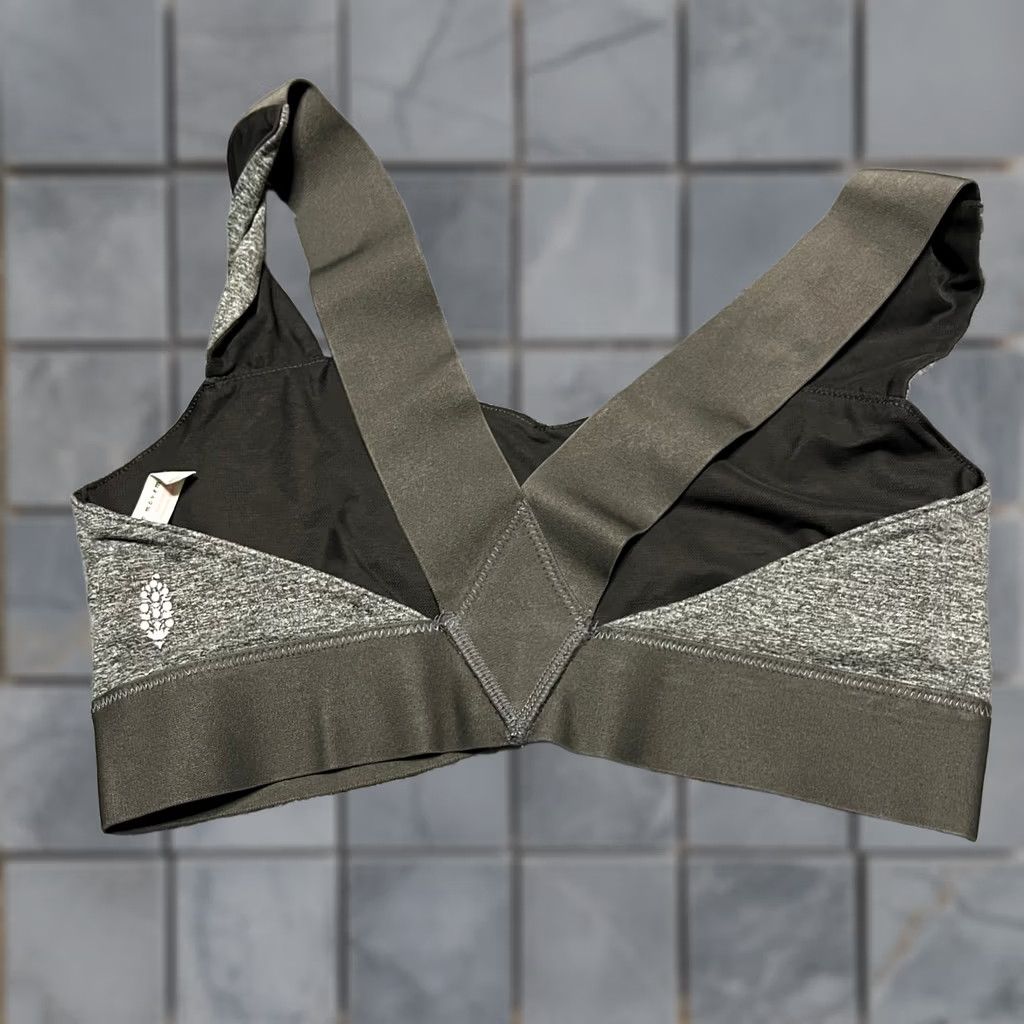 Free People Free People FP Movement Sports Bra Womens Small Just Breathe Gray S Womens Gray Sports Bra Size ONE SIZE - 1 Thumbnail