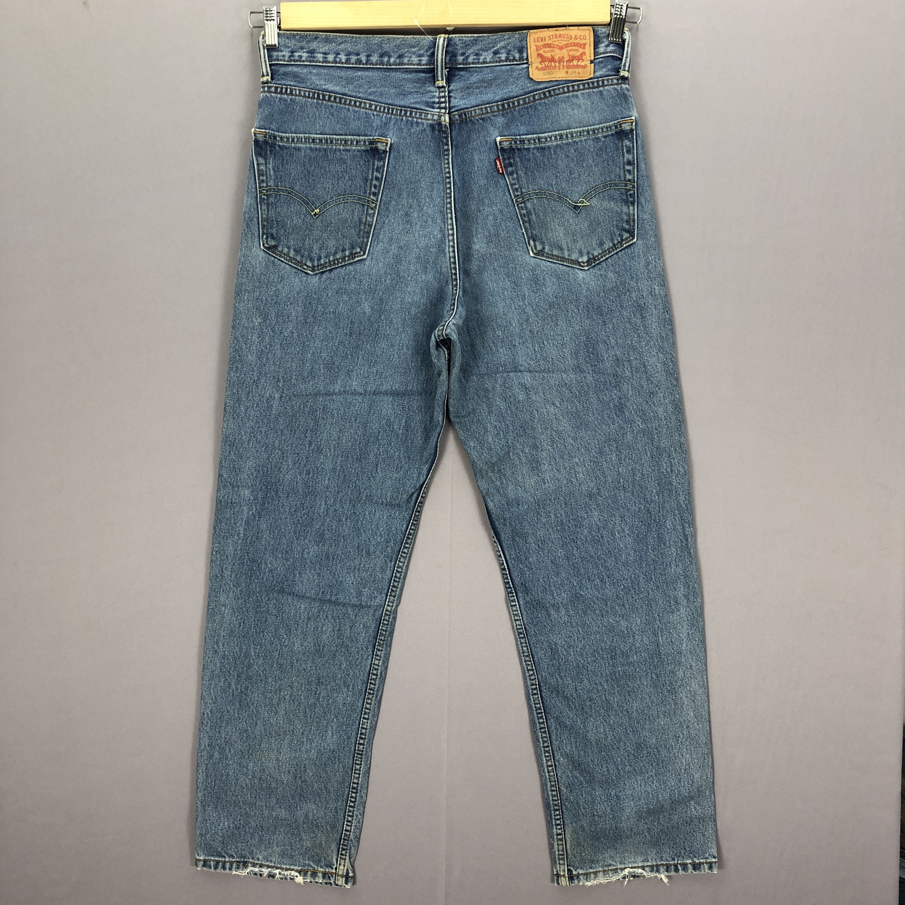 Levi's Vintage Levis Faded Jeans Baggy Levi's 550 Light Wash Denim Size US 34 / EU 50 - 2 Thumbnail