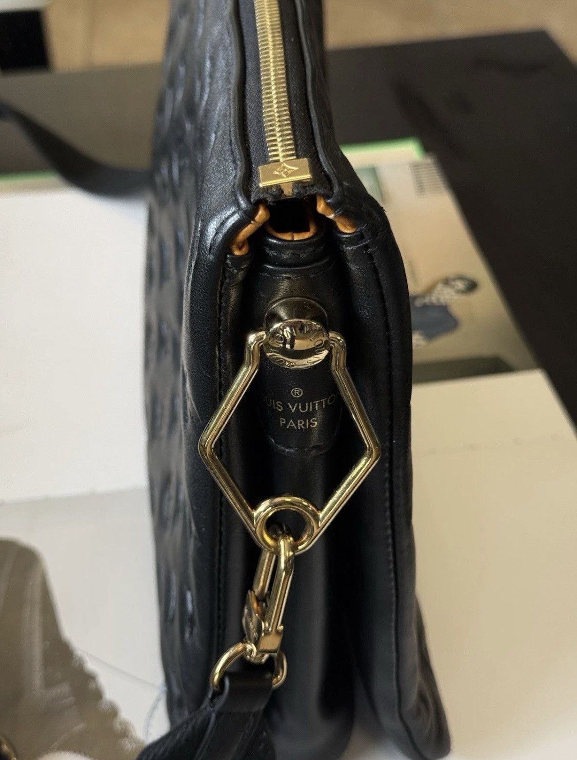 Louis Vuitton Louis Vuitton Coussin MM Shoulder Bag Monogram Size ONE SIZE - 17 Thumbnail