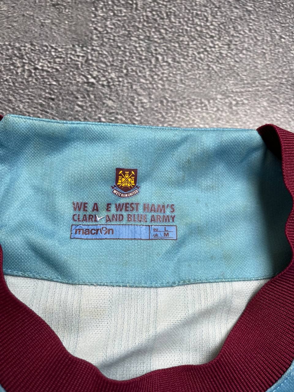 Macron Vintage West Ham Home Kit Soccer Jersey Blokecor Size US L / EU 52-54 / 3 - 6 Thumbnail