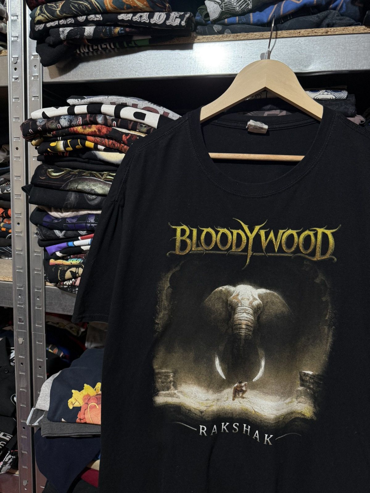 Band Tees Vintage Bloodywood Rakshak 2022 Rock Band T-Shirt Y2K Hype Size US XXL / EU 58 / 5 - 3 Thumbnail