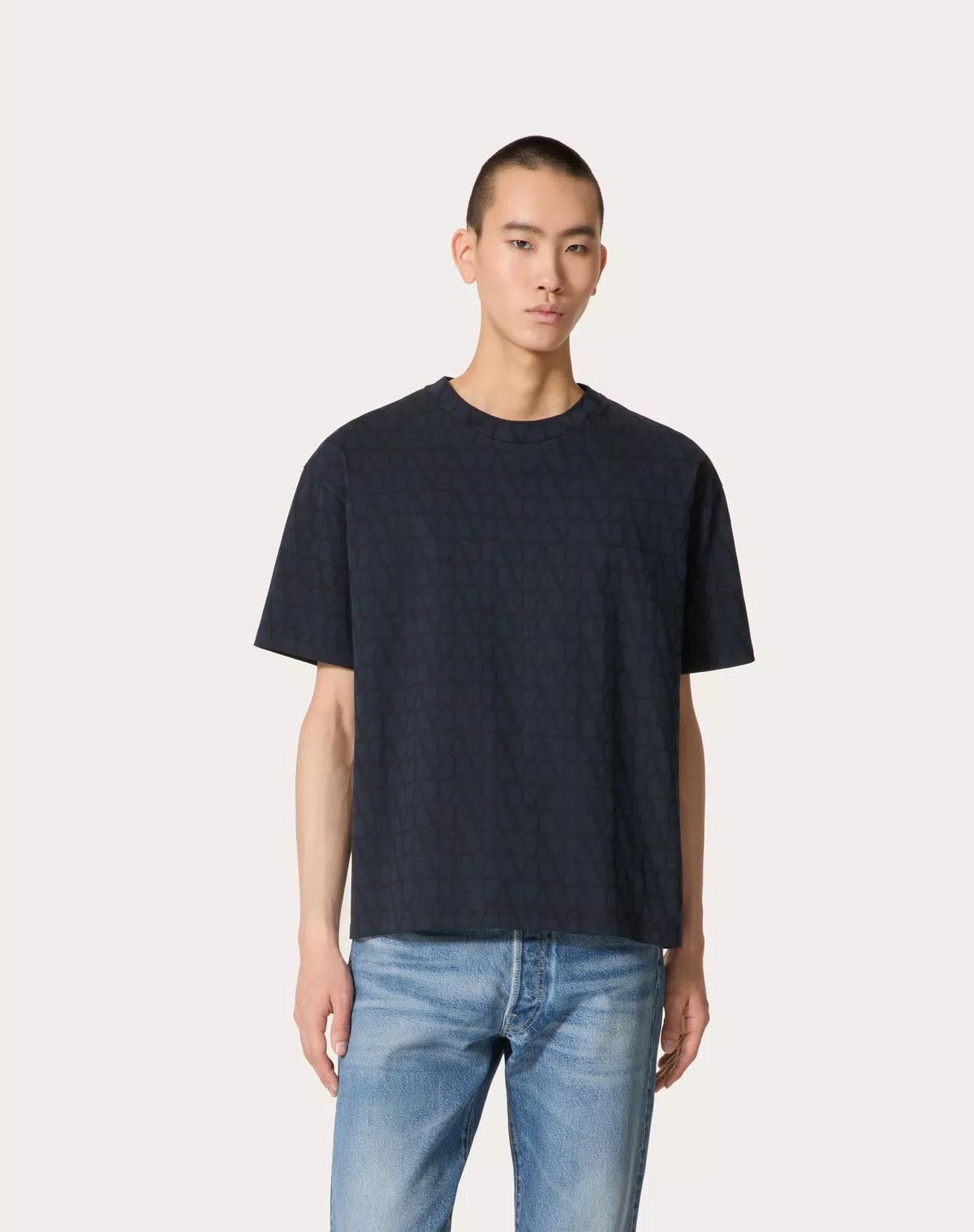 Valentino oc11z0725 Cotton T-Shirt With Toile Iconographe in Black Size US S / EU 44-46 / 1 - 5 Thumbnail
