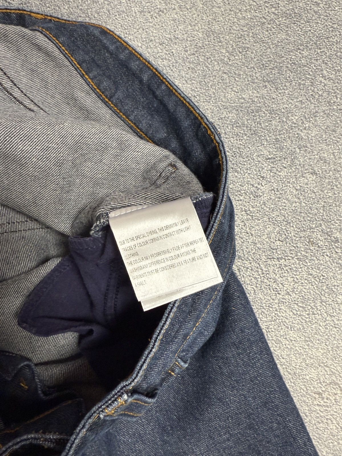 Gucci Gucci Made in Italy Vintage jeans Size 27" / US 4 / IT 40 - 15 Thumbnail