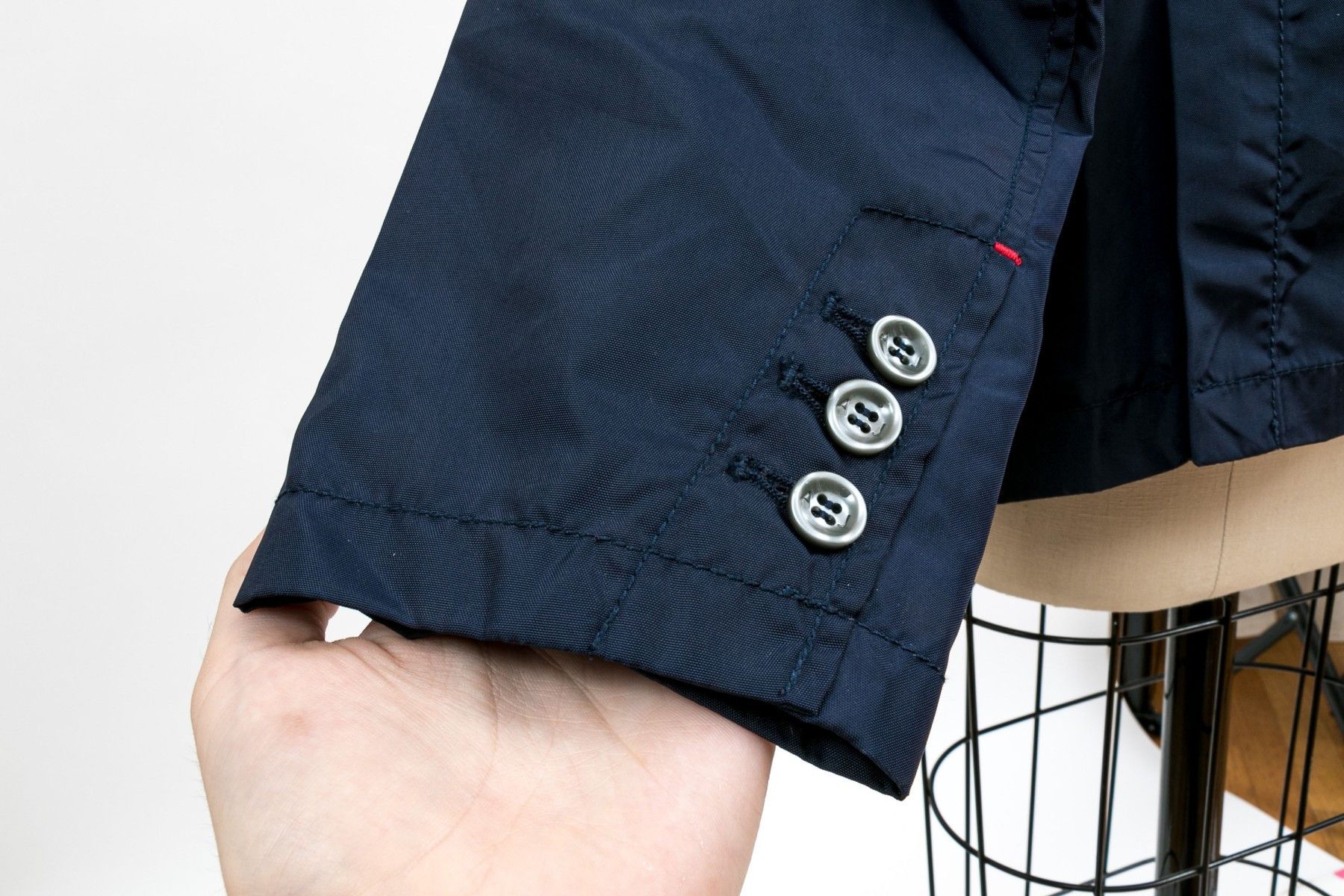 Emporio Armani ARMANI JEANS NAVY BLUE NYLON BUTTON DOWN JACKET Size US S / EU 44-46 / 1 - 6 Thumbnail