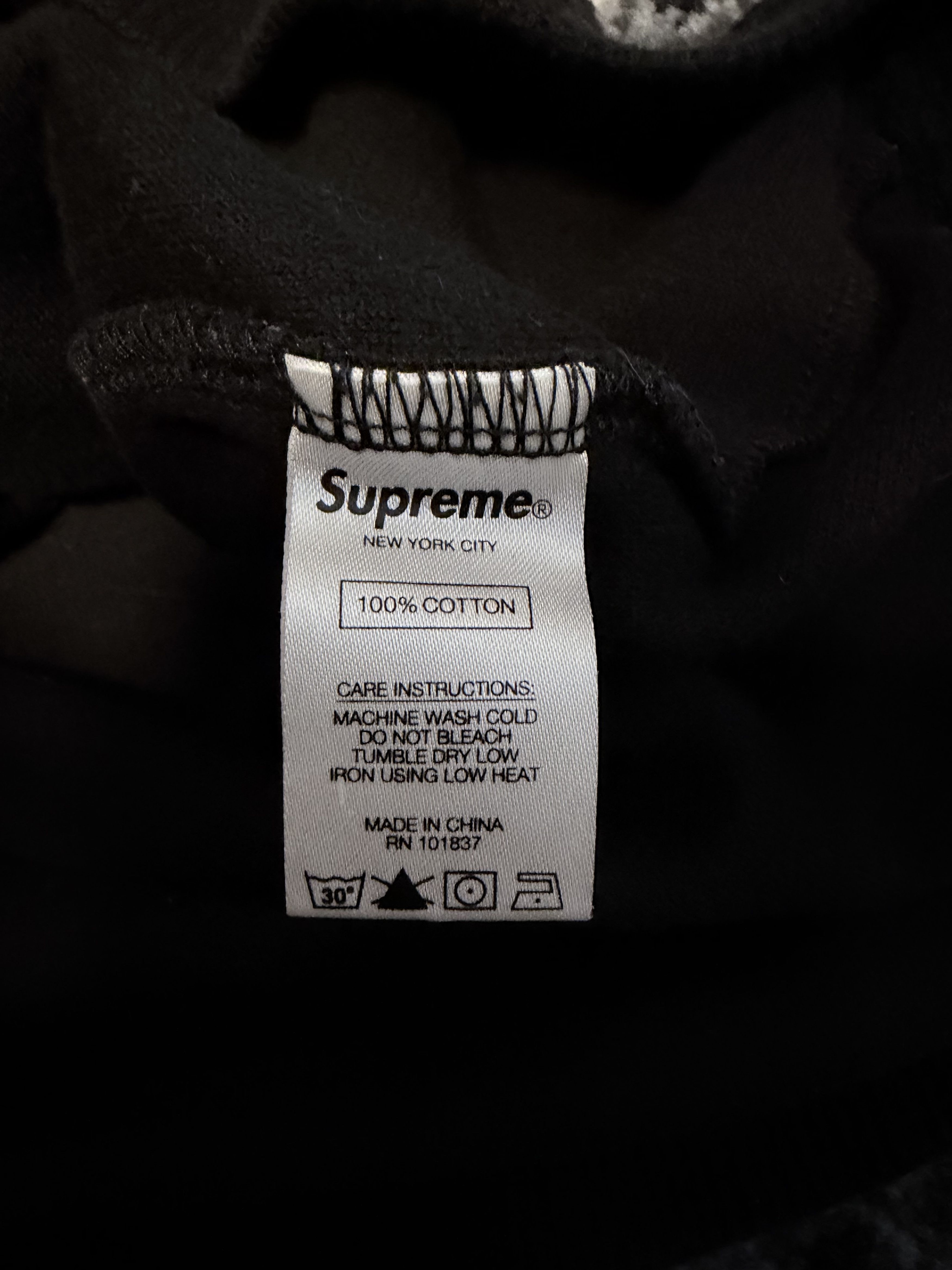 Supreme Supreme Waffle Pocket Tee "Black" Colorway Size Large | FW19 Size US L / EU 52-54 / 3 - 5 Thumbnail