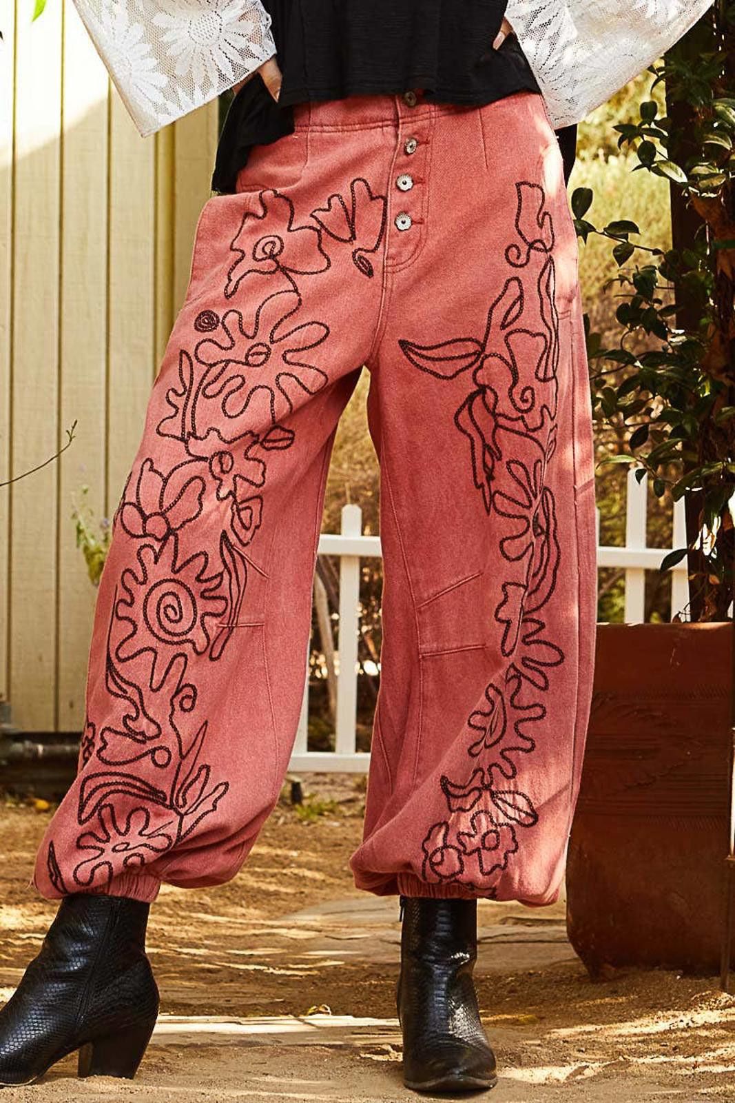 Other Floral Embroidered Pattern Solid Twill Jogger Pants by POL Size 28" / US 6 / IT 42 - 9 Thumbnail