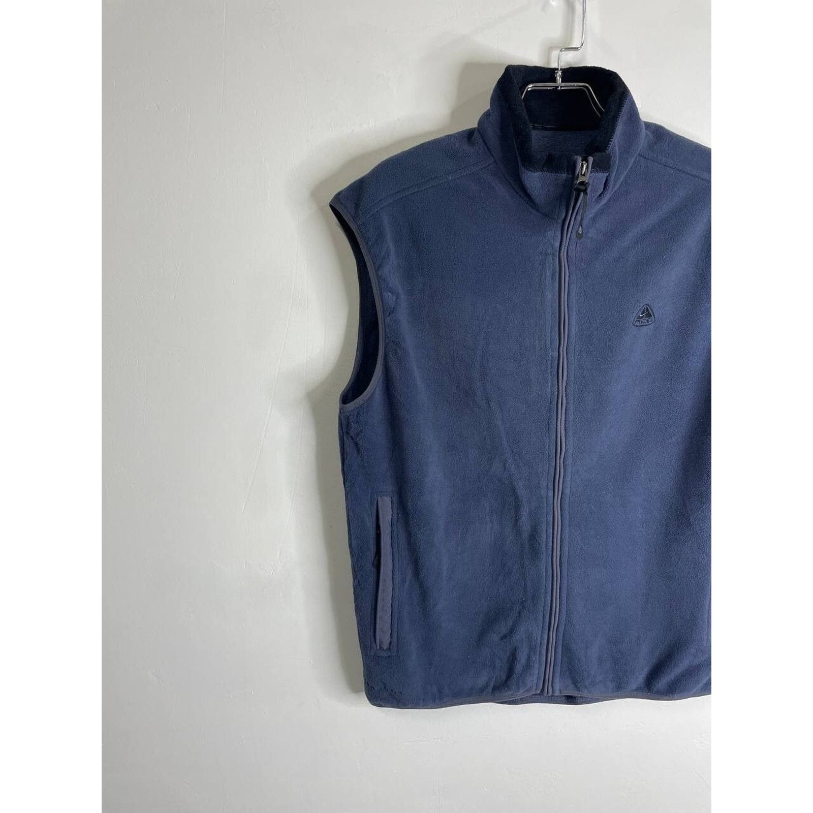 Nike ACG Vintage Nike ACG Therma-Fit Fleece Vest Blue Size XL Size US XL / EU 56 / 4 - 5 Thumbnail