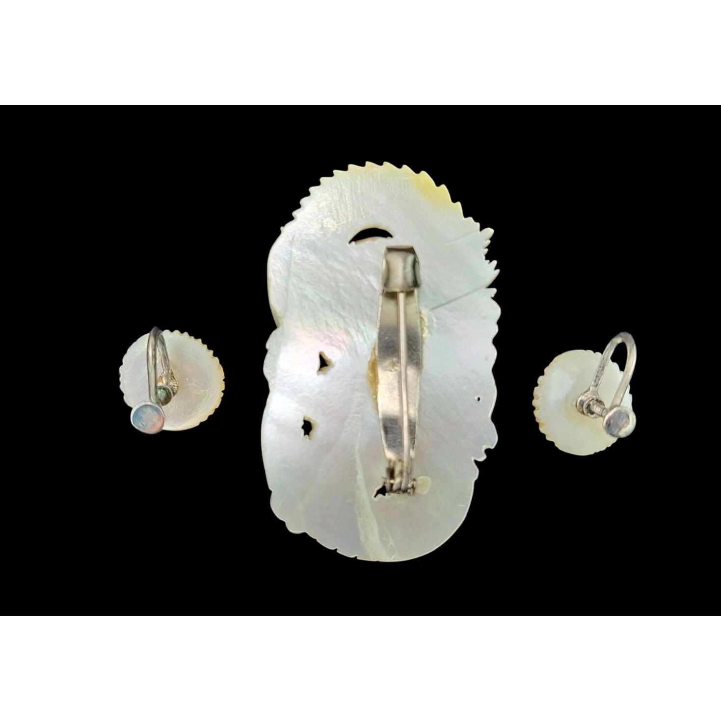 The Unbranded Brand Vintage Carved Mother Of Pearl Dragon Brooch Earrings Set Size ONE SIZE - 7 Thumbnail
