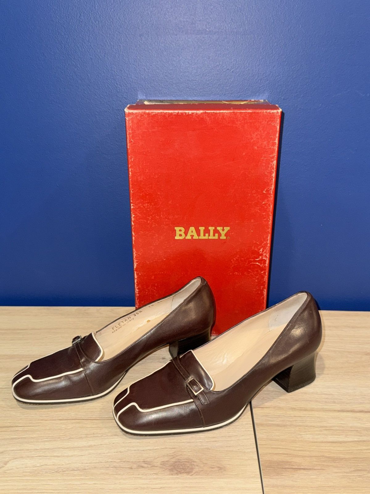 Bally Vintage Bally Made in Italy Leather Pumps (EU 35.5) Size US 5 / IT 35 - 1 Thumbnail