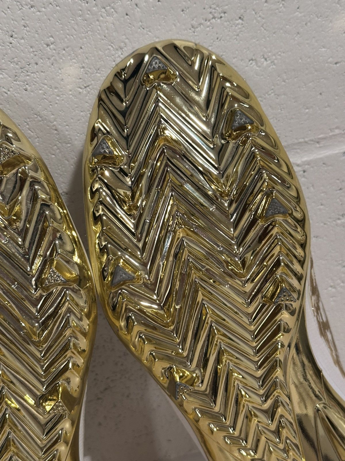 Adidas Adidas Adizero White Metallic Gold Primeknit Football Cleats Size US 11.5 / EU 44-45 - 12 Thumbnail