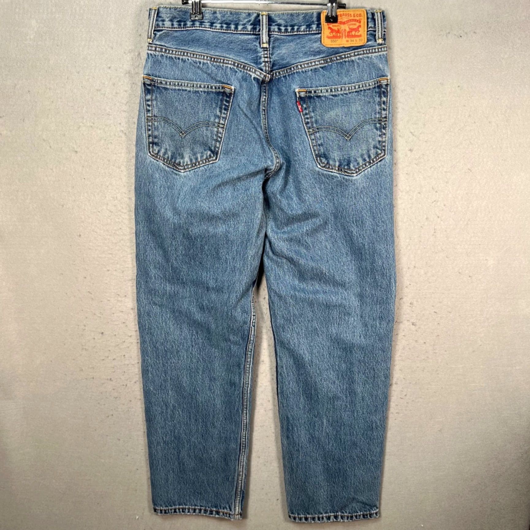 Levi's Levis 550 Levi's 550 Mens Size 34 x 32 Relaxed Fit Blue Jeans 100% Cotton Denim Size US 34 / EU 50 - 2 Thumbnail