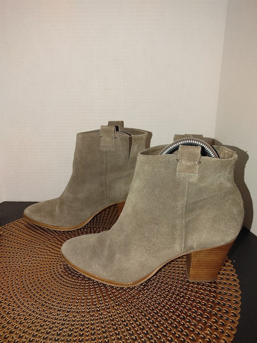 J.Crew J.Crew Eaton Suede Booties Size 7.5 Size US 7.5 / IT 37.5 - 1 Thumbnail