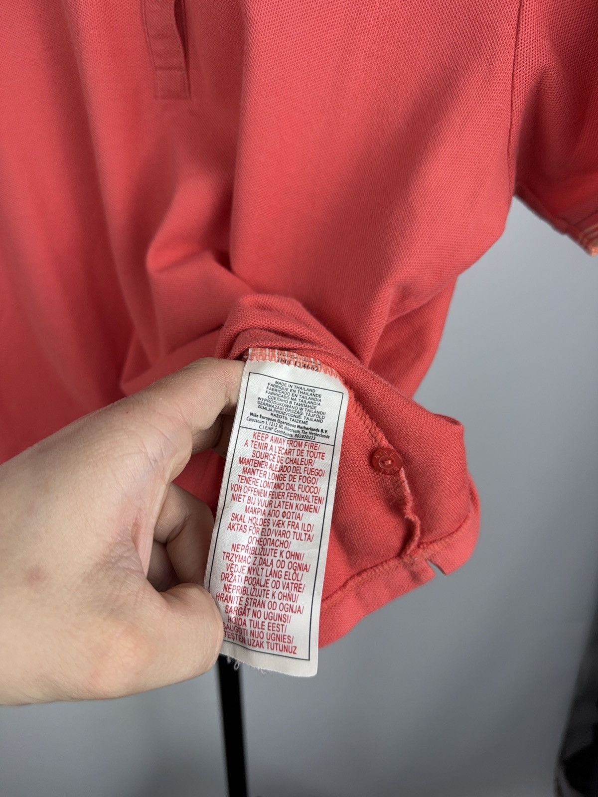 Nike 00s Retro vntg Nike Dri-Fit Swoosh Polo Shirt Coral Women Size L / US 10 / IT 46 - 7 Thumbnail
