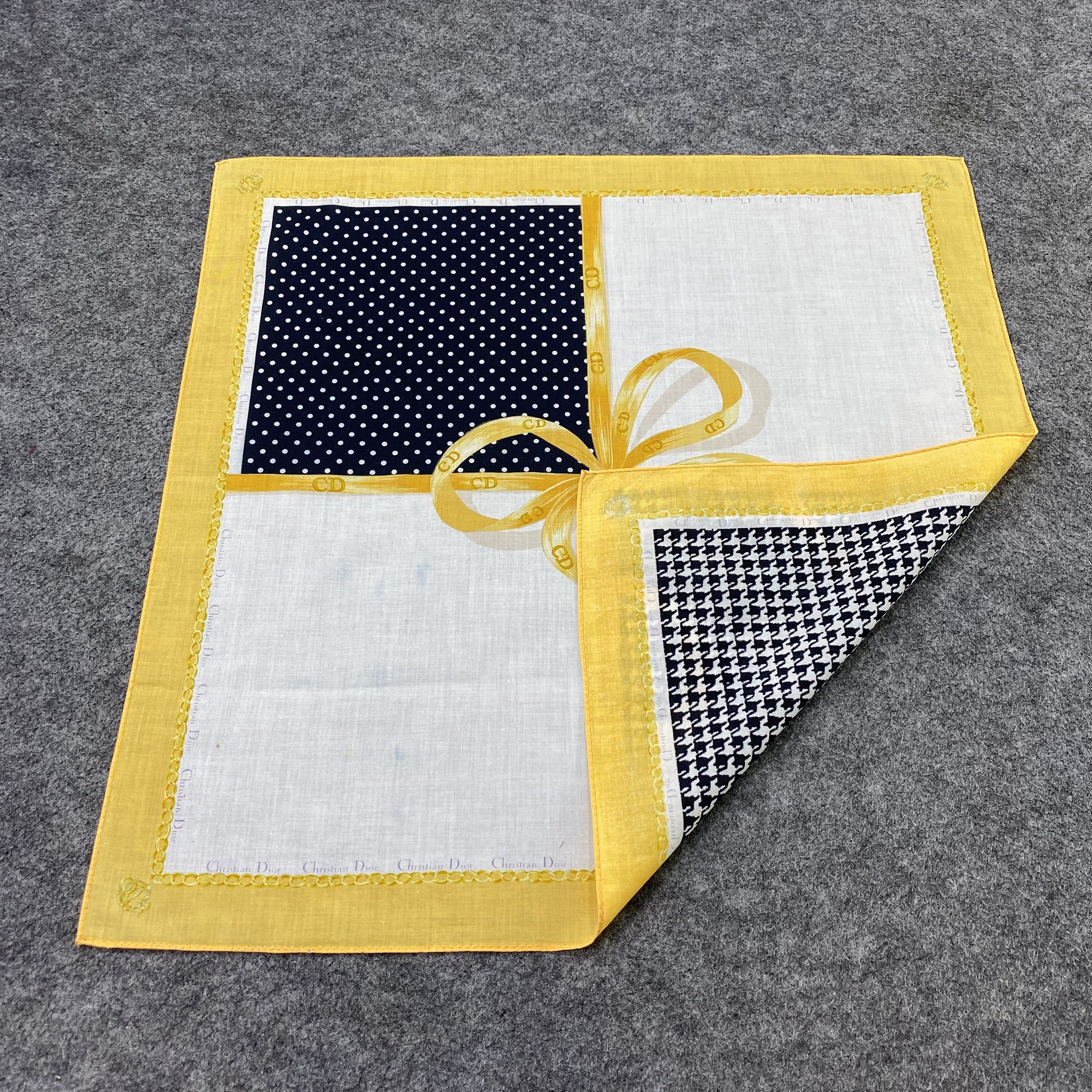 Vintage Christian Dior Handkerchief / Bandana / Neckerchief-B2212 Size ONE SIZE - 6 Thumbnail
