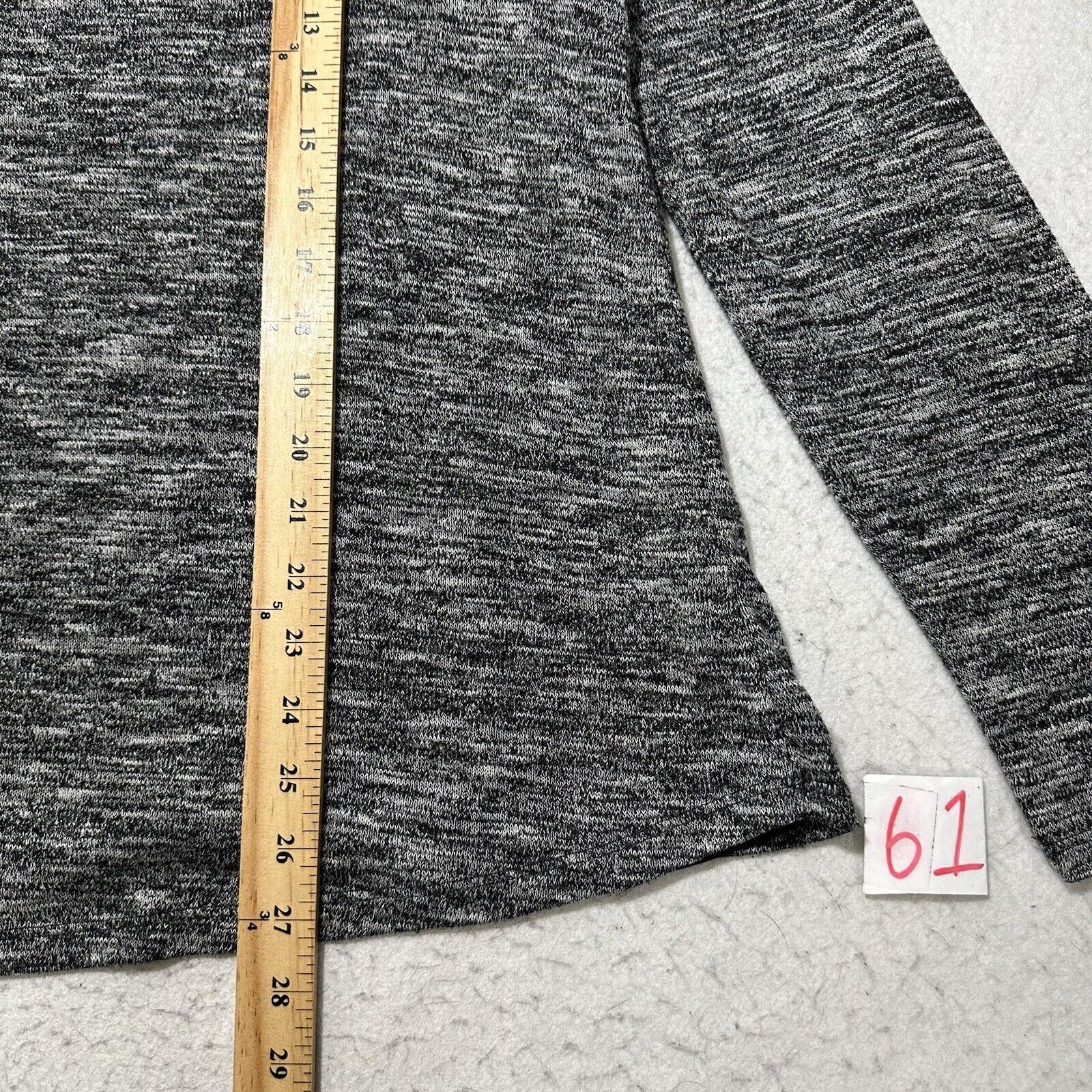 Old Navy Old Navy XL Slit Back Sweater Top Gray Pullover Shirt Size XL / US 12-14 / IT 48-50 - 9 Thumbnail
