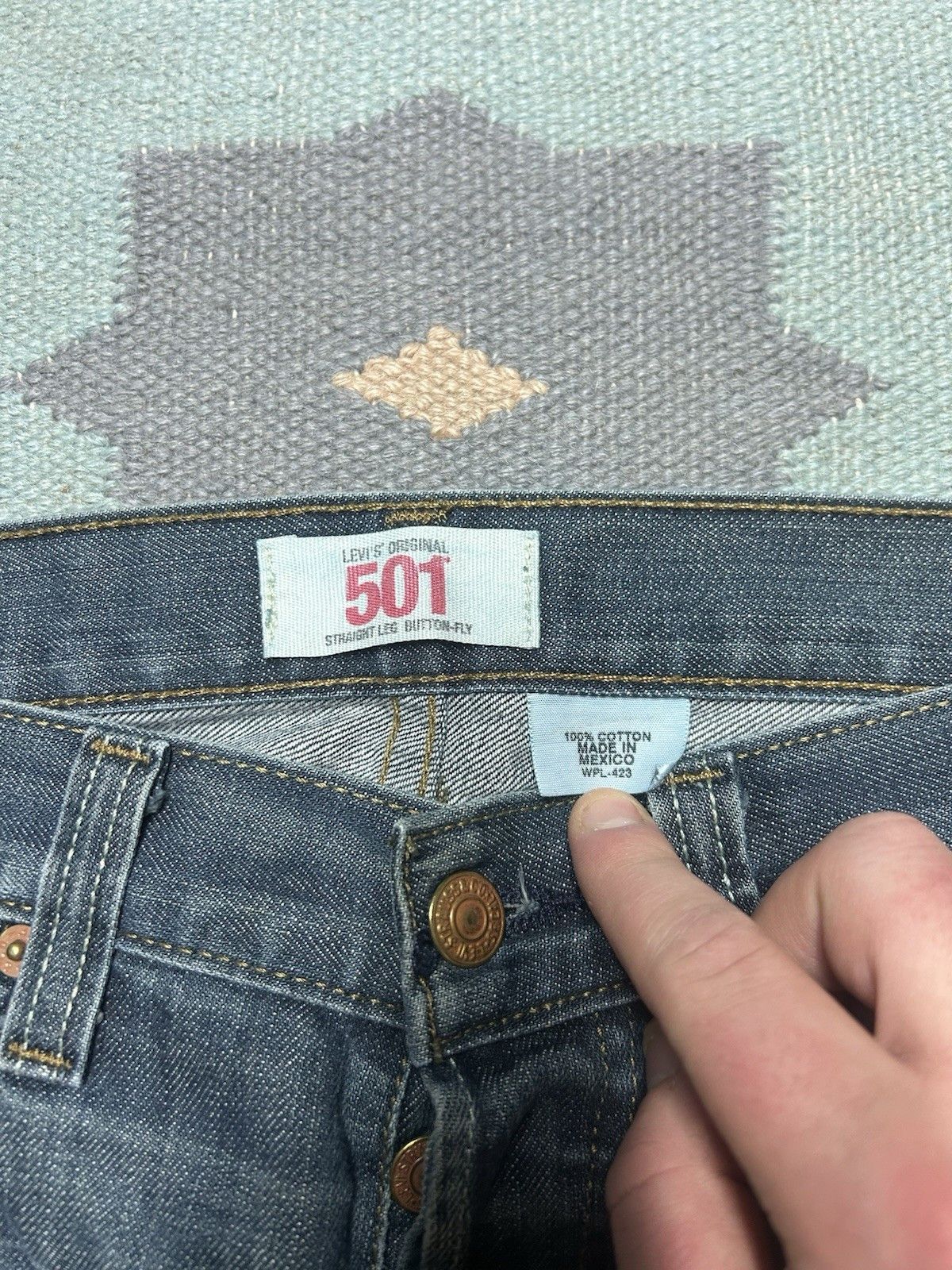 Vintage Vtg Levi’s 501 xx jeans straight button fly dark faded 32x32 Size US 32 / EU 48 - 9 Thumbnail