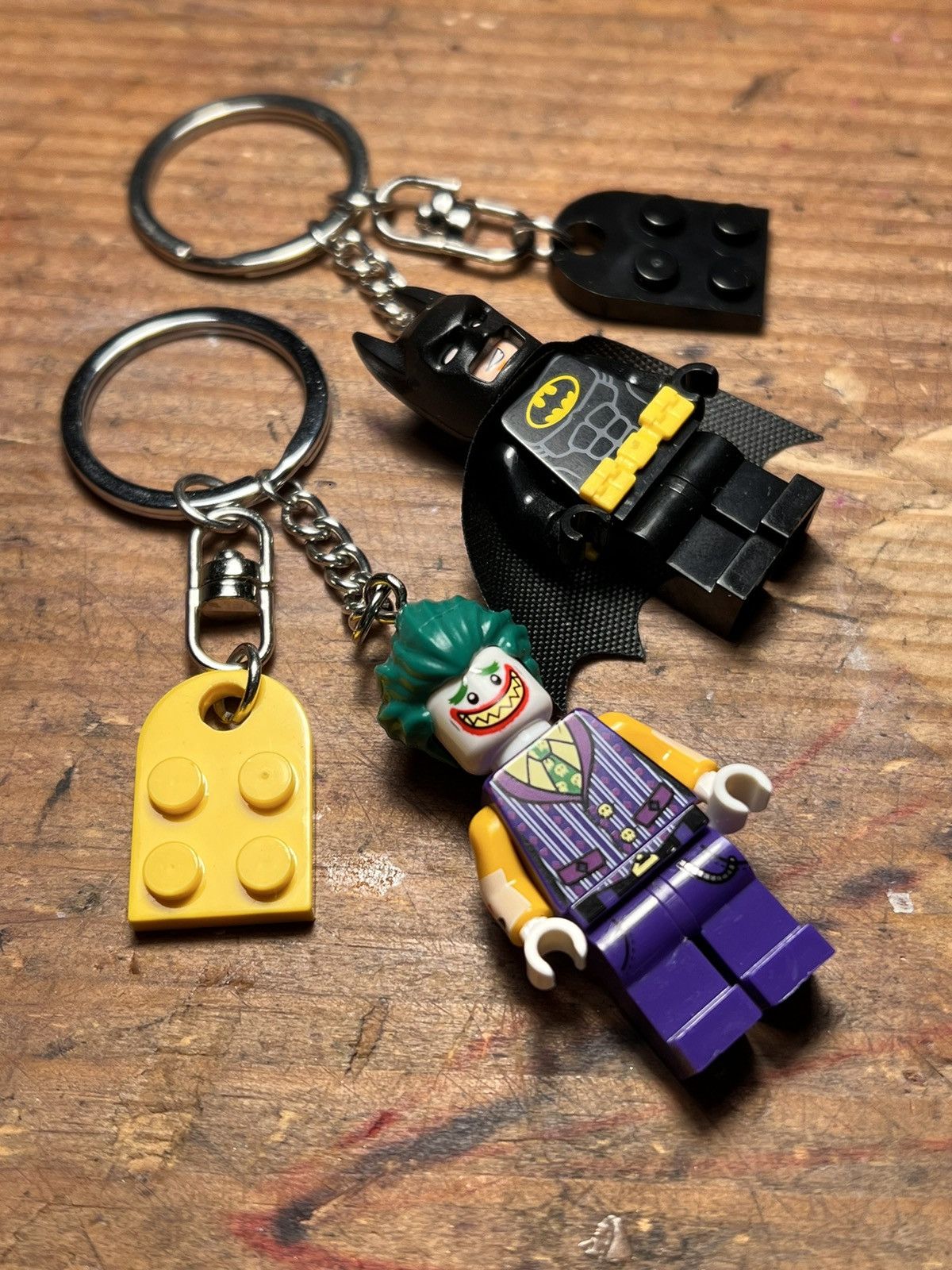 Anime × DC Comics × Marvel Comics Batman Joker minifigure keychain keyring Size ONE SIZE - 3 Thumbnail