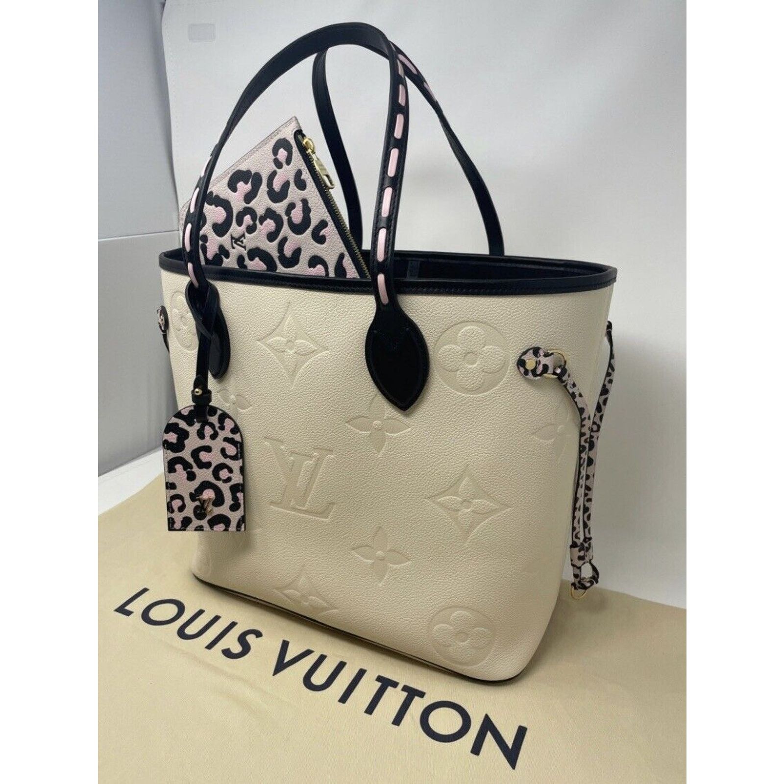 Louis Vuitton Louis Vuitton Neverfull Wild At Heart MM Ivory Leather NEW Size ONE SIZE - 3 Thumbnail