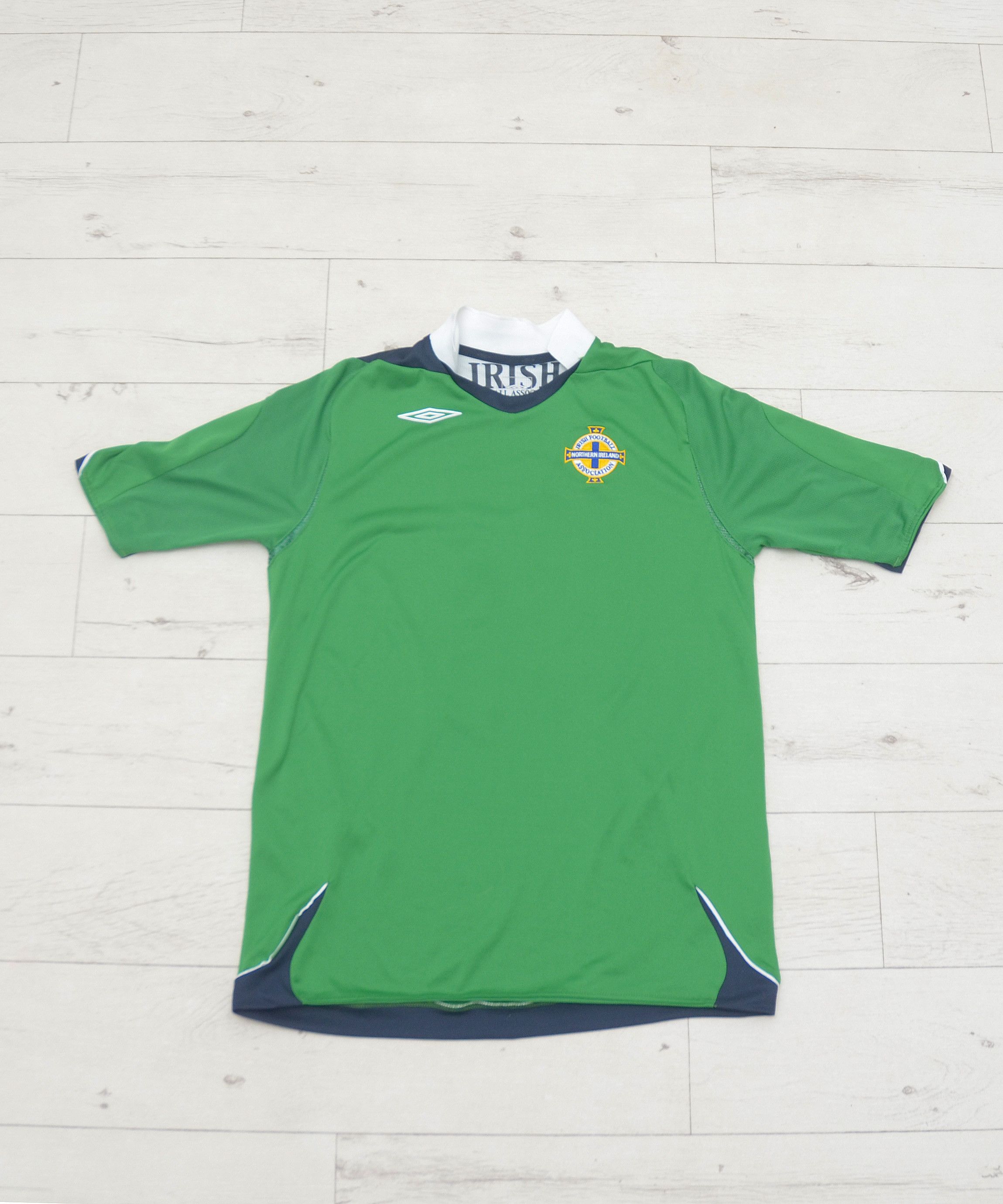 Adidas × Vintage Northern Ireland 2006 #9 Healy football shirt jersey Y2K Size US S / EU 44-46 / 1 - 2 Thumbnail