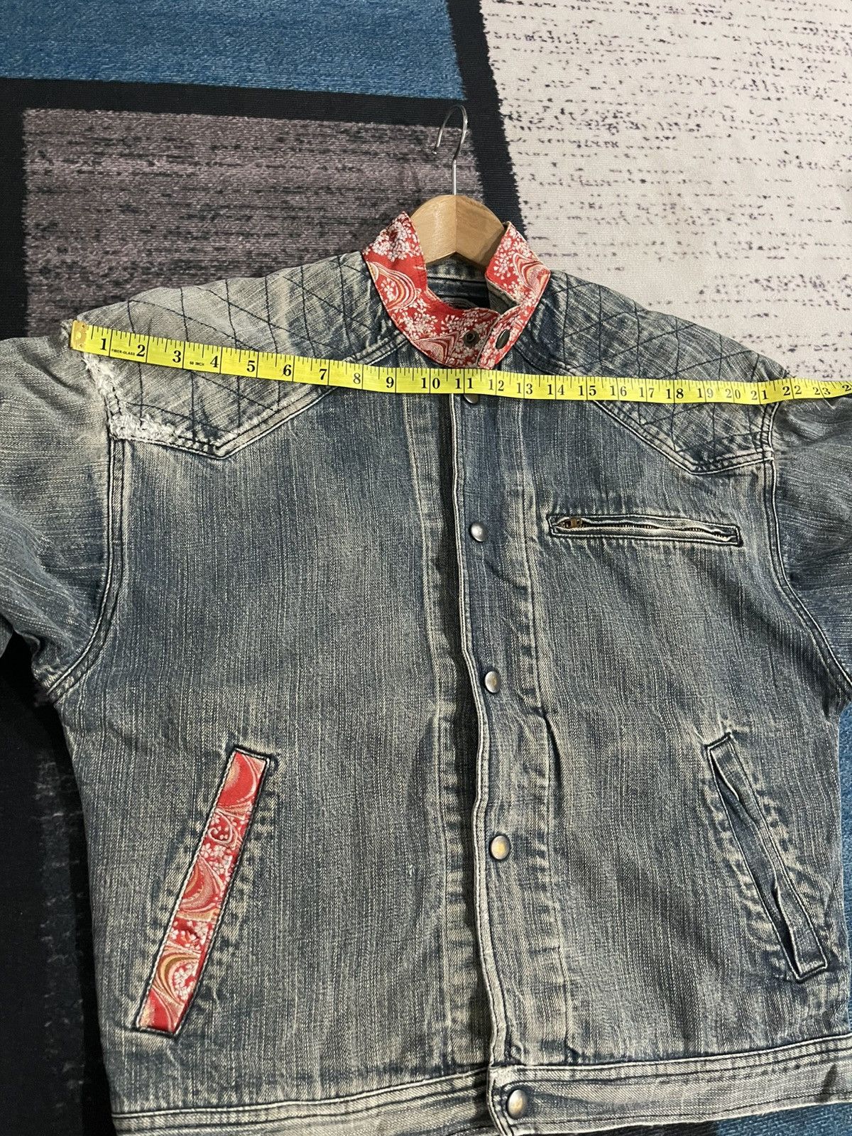 Vintage Vintage Unbrand Distressed Denim Jacket Size US L / EU 52-54 / 3 - 20 Thumbnail