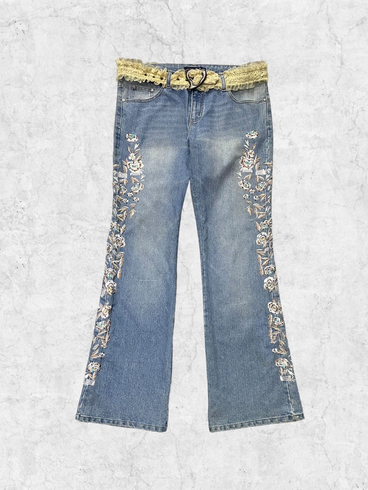 Japanese Brand × Vintage Vintage Clash Embroidered Flared Denim Pants With Belt Size US 32 / EU 48 - 1 Thumbnail