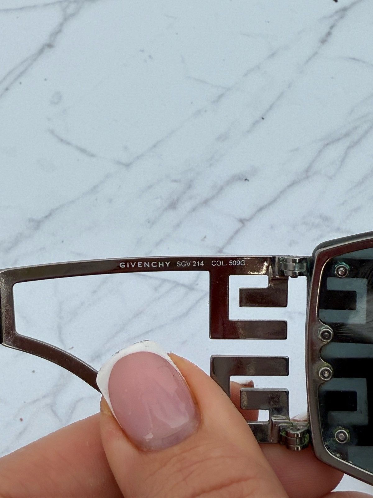 Givenchy Givenchy vintage sunglasses SGV214 Size ONE SIZE - 8 Thumbnail