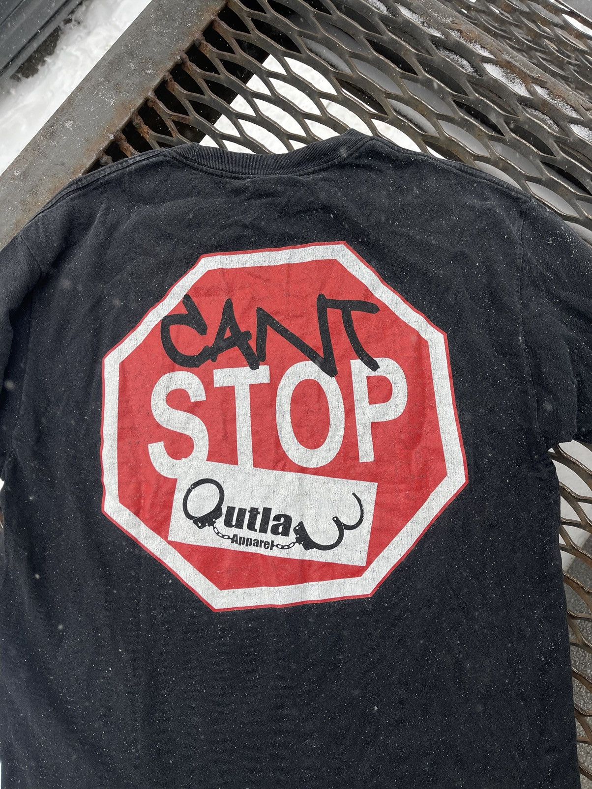 Other Y2K Outlaw vintage naked girls gun can’t stop vintage tee Size US L / EU 52-54 / 3 - 8 Thumbnail