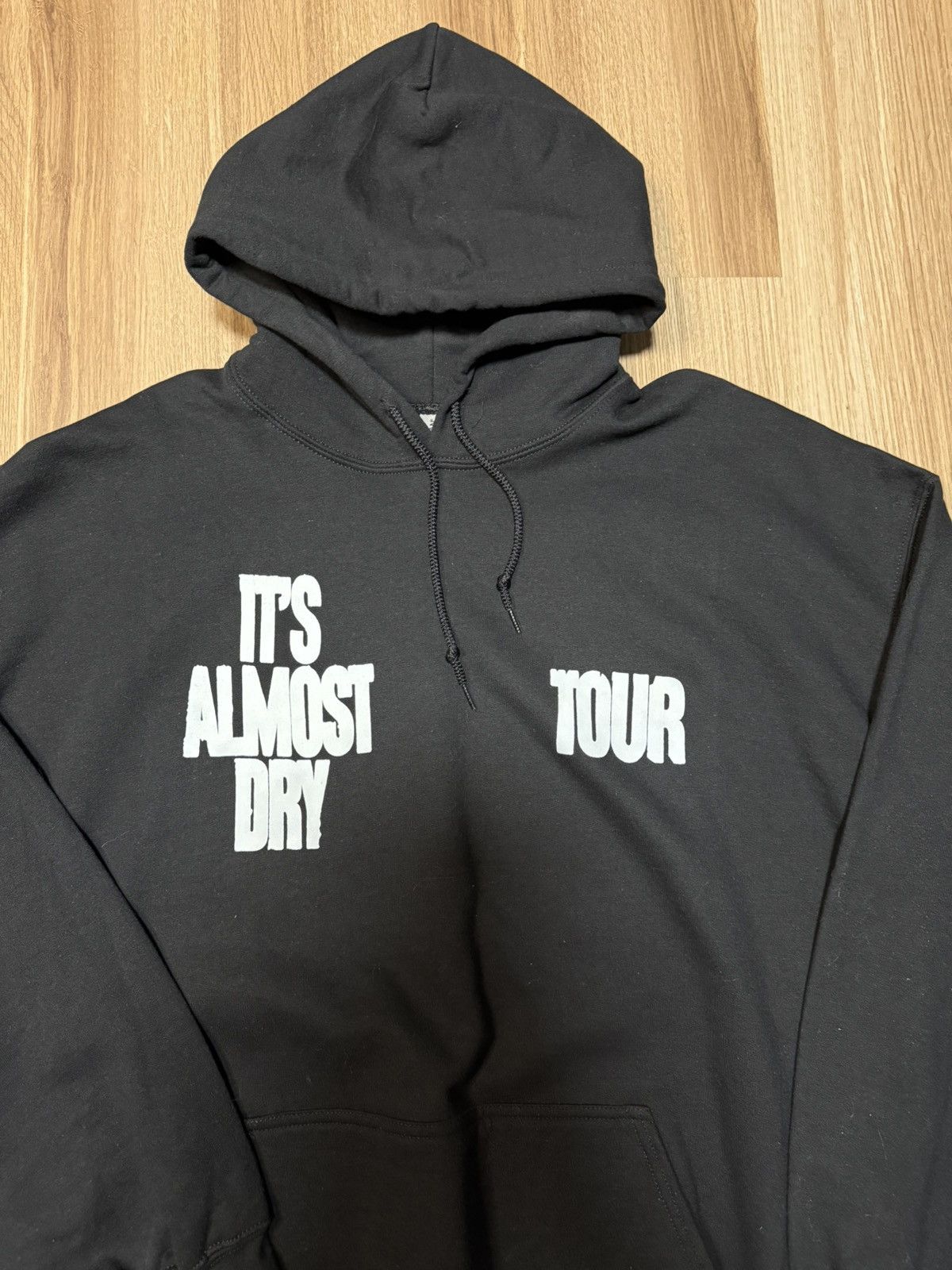 Rap Tees Pusha T It's Almost Dry Tour Pullover Black Hoodie Men XXL Size US XXL / EU 58 / 5 - 2 Thumbnail