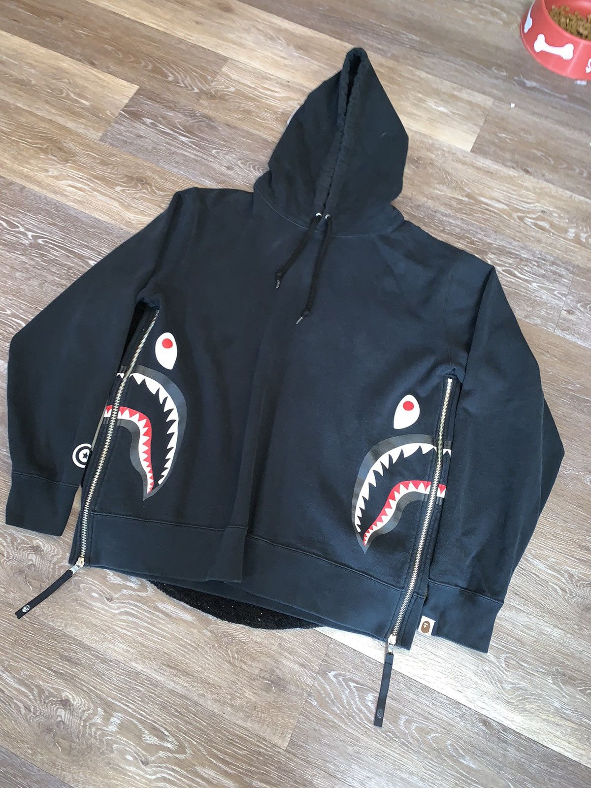 Bape Shark Pullover Hoodie Size US XL / EU 56 / 4 - 2 Thumbnail