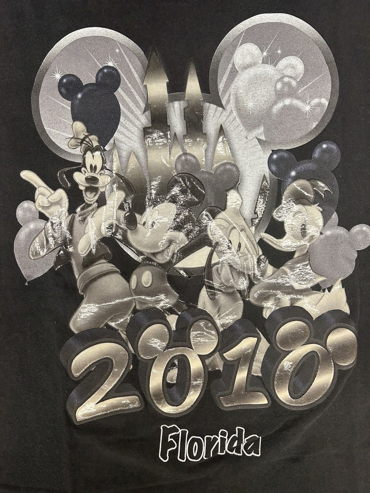 Disney Crazy Vintage Essential Y2K Disney Black Graphic Tee Shirt Size US XL / EU 56 / 4 - 2 Thumbnail