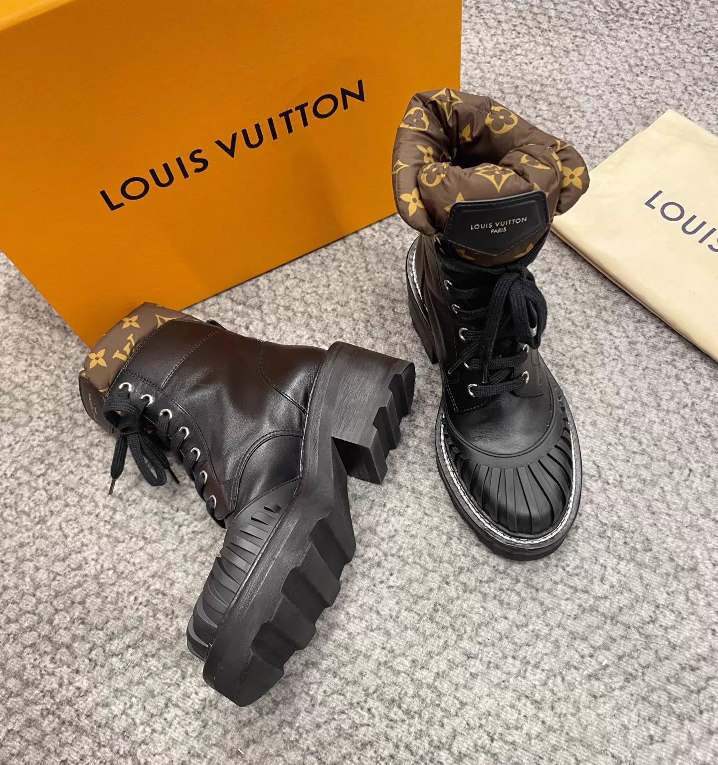 Louis Vuitton Louis Vuitton Monogram Leather Short Boots 36- Vintage Size US 5.5 / IT 35.5 - 3 Thumbnail