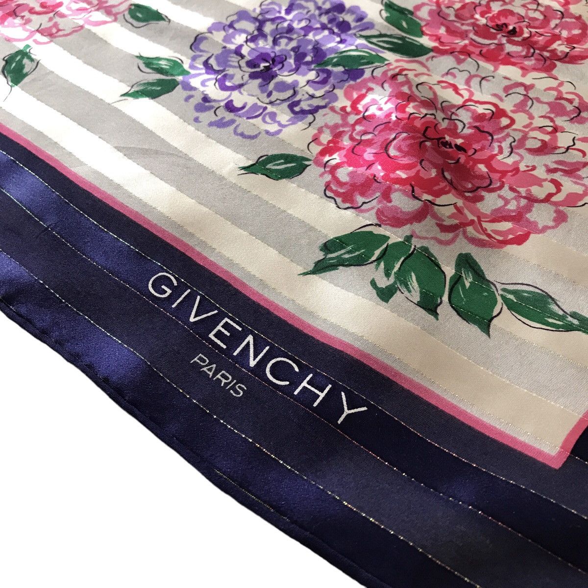 Givenchy Givenchy Paris Authentic Vintage Floral Silk Scarf Size ONE SIZE - 4 Thumbnail