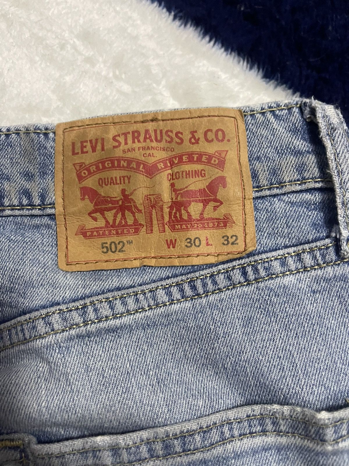 Levi's Levi’s Lot 502 Distressed Jeans (14) Size US 31 - 4 Thumbnail