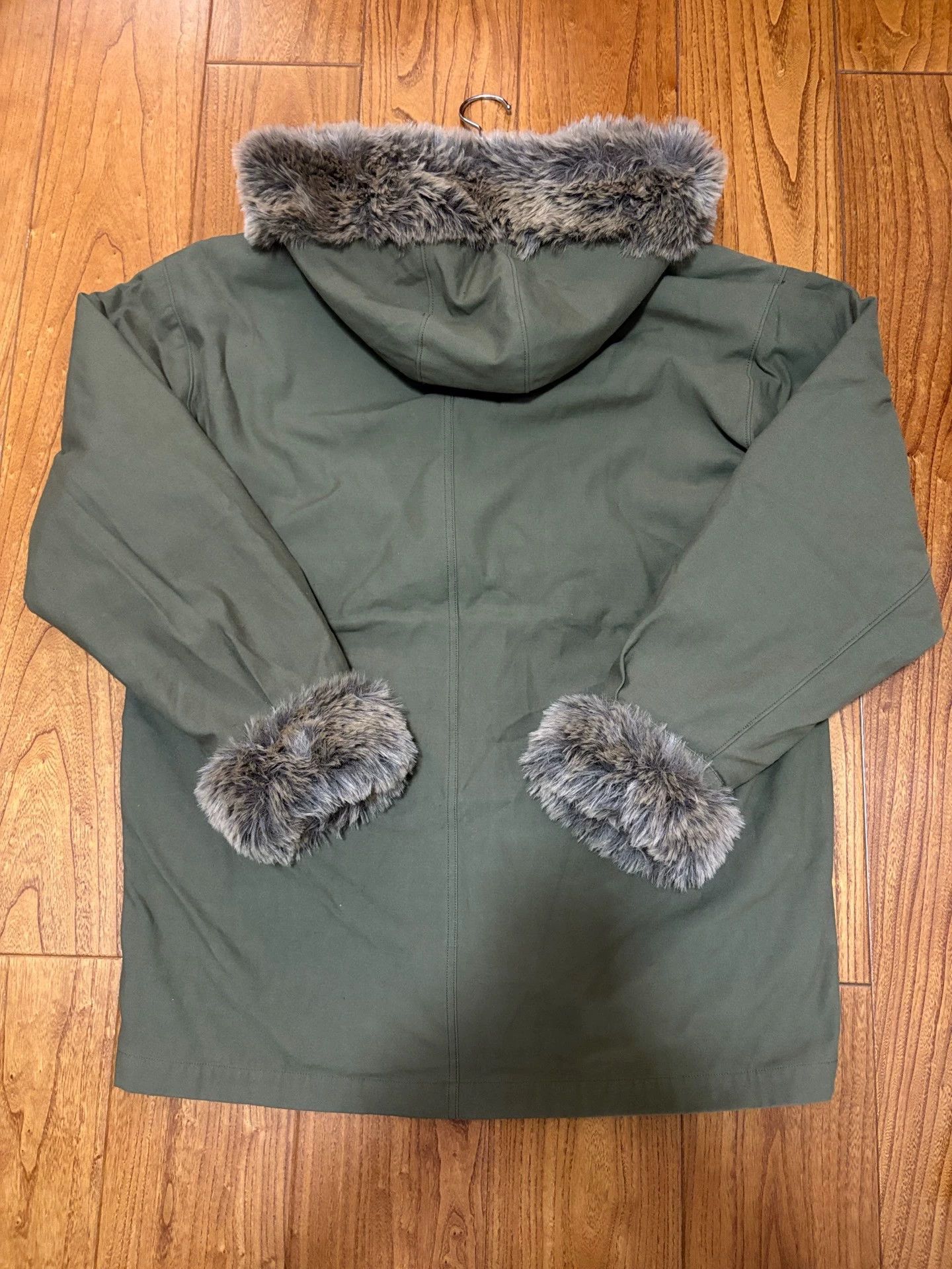 Wtaps WTAPS NARWHAL NYCO.SATIN Half-Zip Fur Collar Olive 4 Size US XL / EU 56 / 4 - 4 Thumbnail