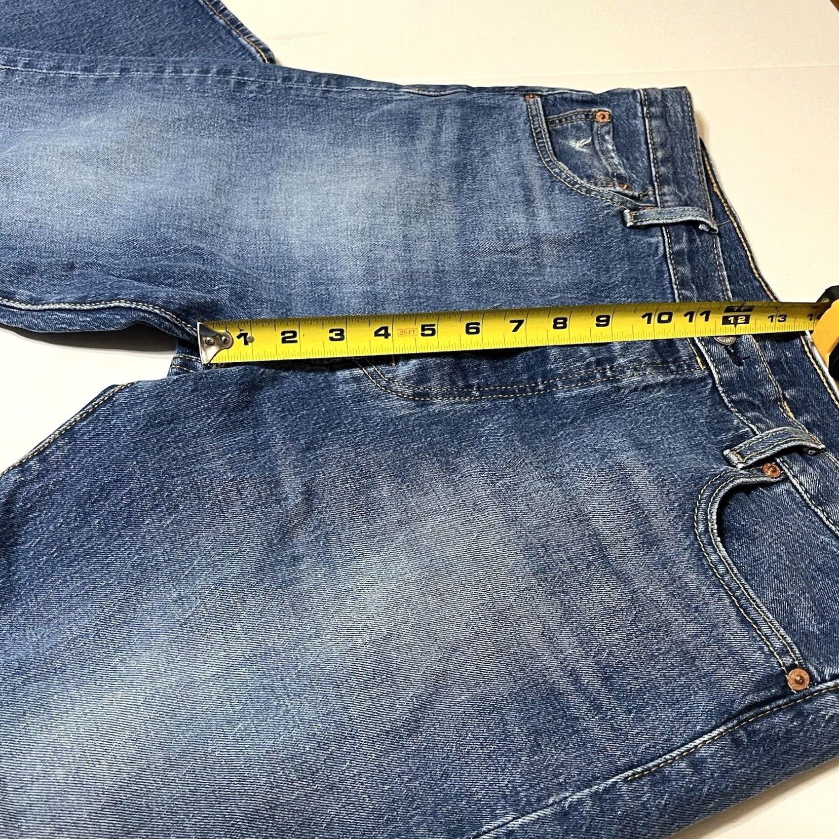 Levi's Levi's 501 Jeans Mens 36x29 Blue Distressed Button Fly Straight 90s USA Vintage No Size US 36 / EU 52 - 4 Thumbnail