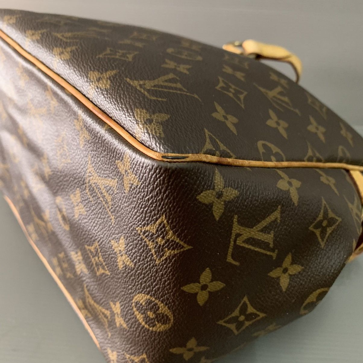 Louis Vuitton Louis Vuitton Monogram Batignolles Horizontal PM Handbag Size ONE SIZE - 7 Thumbnail