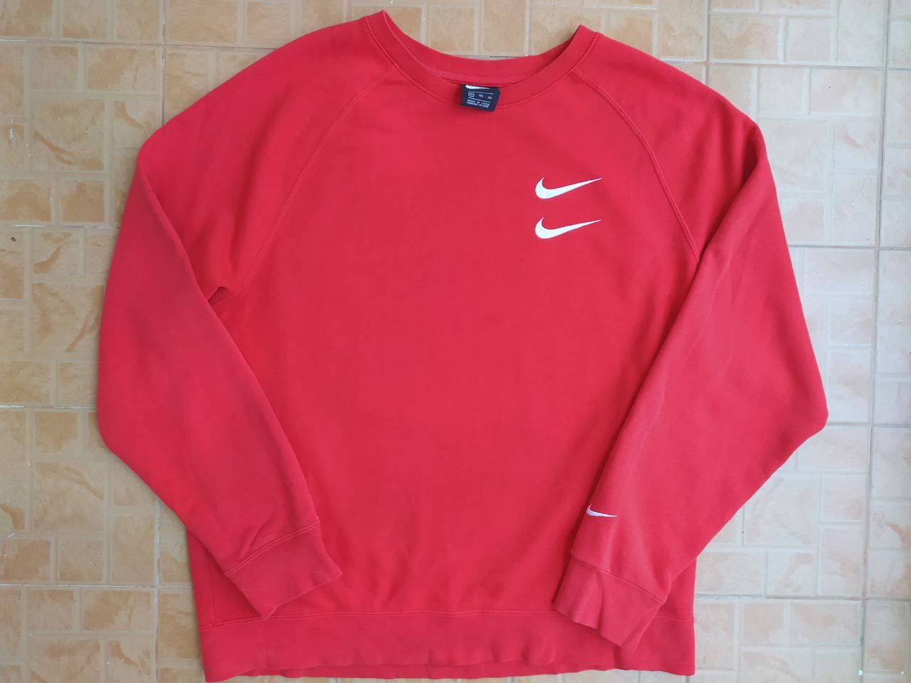 Nike NIKE DOUBLE SWOOSH RED CREWNECK SWEATSHIRT SIZE XXL Size US XXL / EU 58 / 5 - 1 Thumbnail