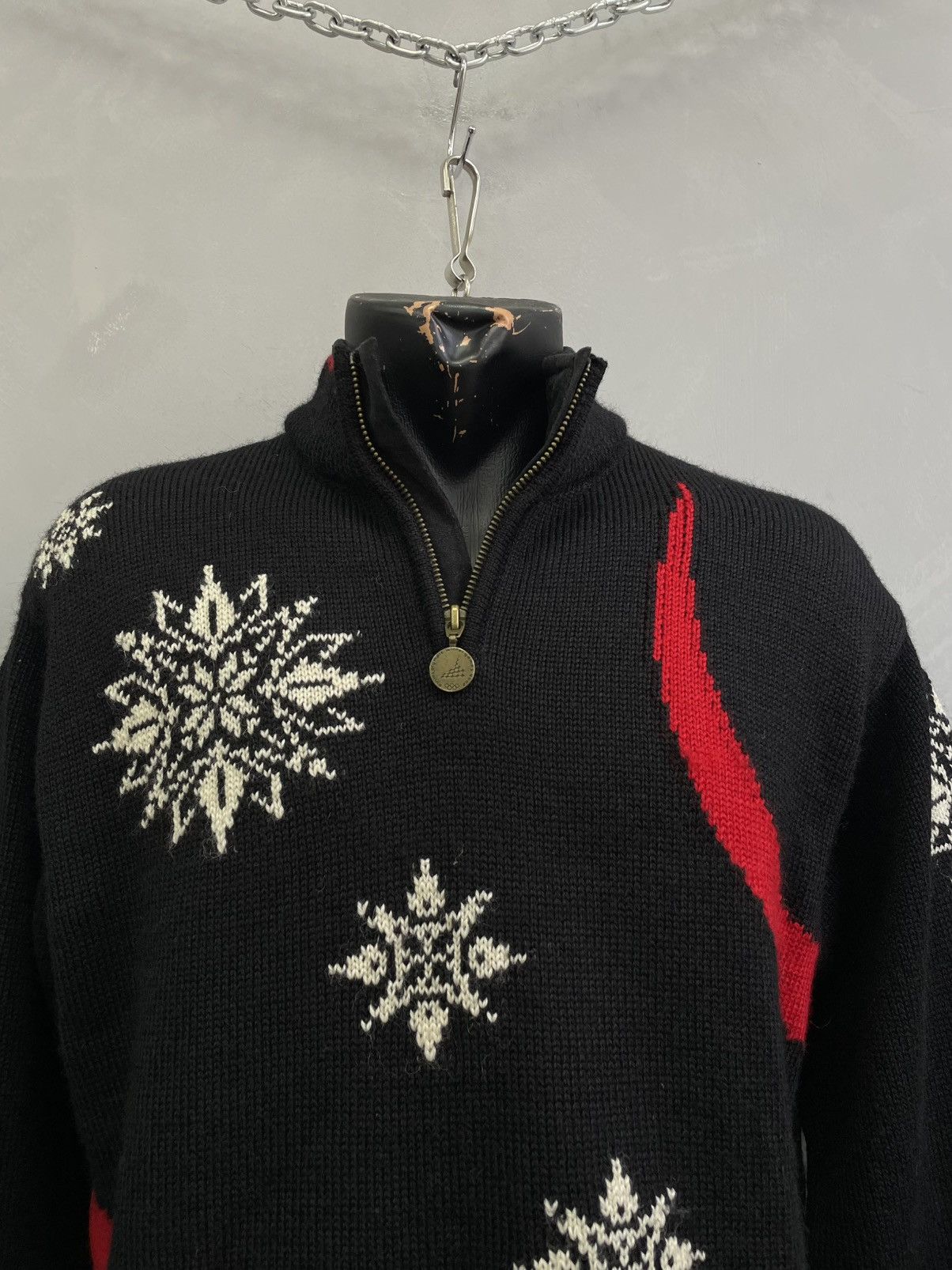 Dale Of Norway Dale of Norway black sweater classic winter style Size US L / EU 52-54 / 3 - 7 Thumbnail