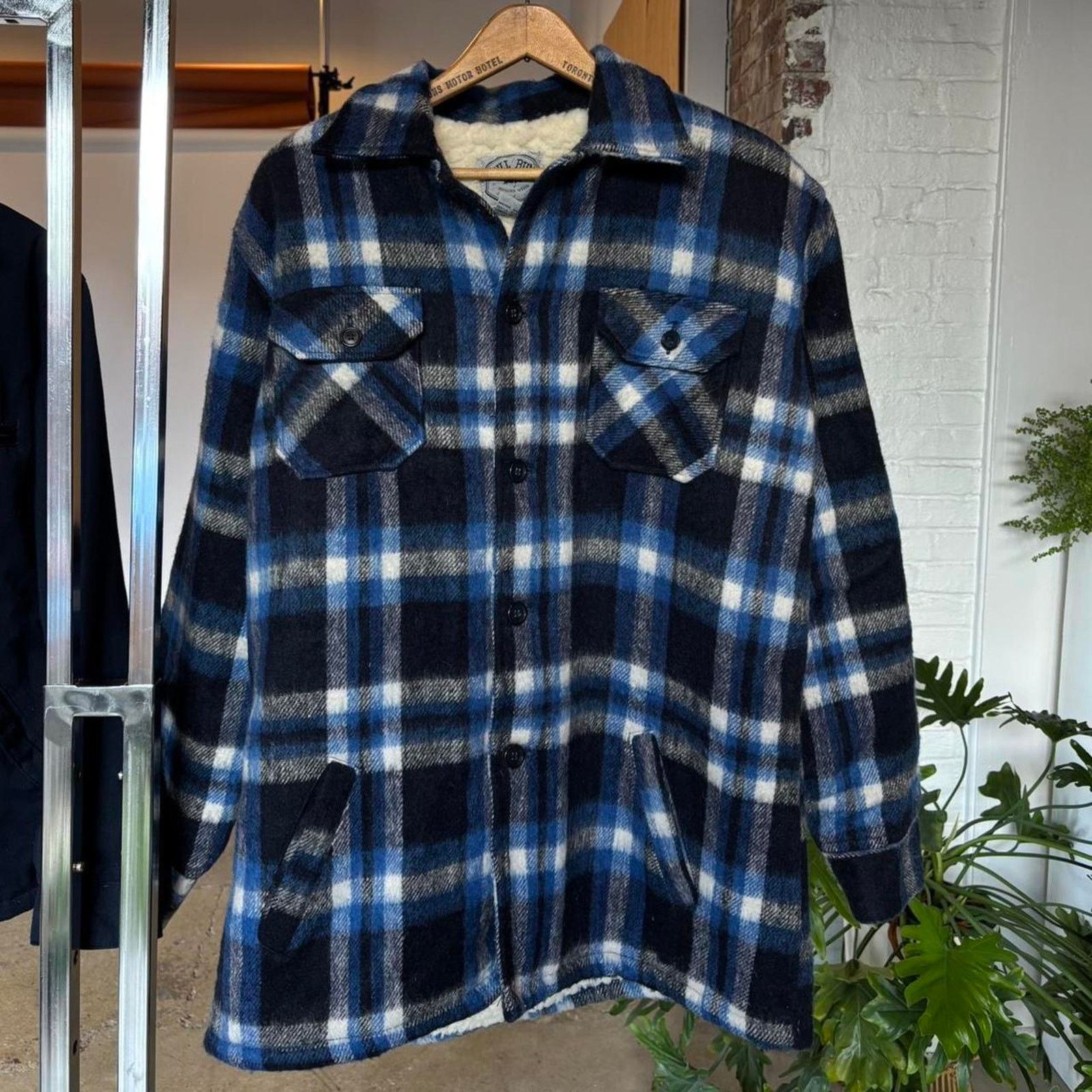 Vintage Blue and White Shadow Plaid Sherpa Lined Flannel Jacket. Size US L / EU 52-54 / 3 - 1 Thumbnail
