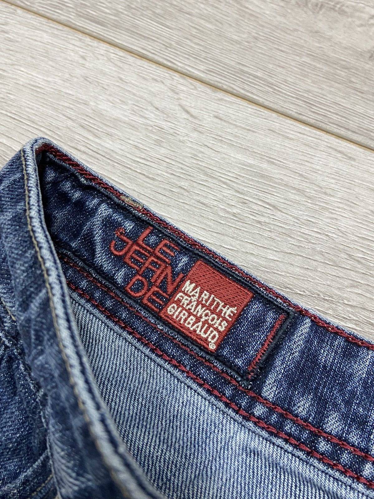 Marithe + Francois Girbaud Marithe Francois Girbaud short next boyfriend buttons pants Size 29" - 6 Thumbnail