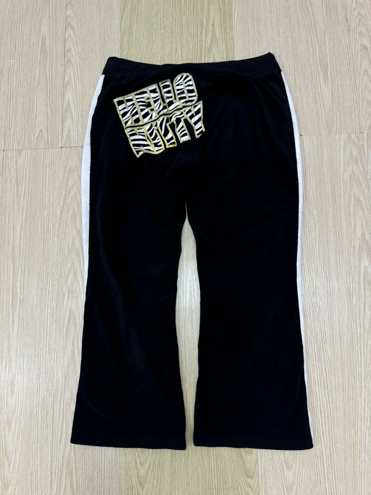 Japanese Brand Hello Kitty jacket and pant Size XXL / US 16-18 / IT 52-54 - 9 Thumbnail