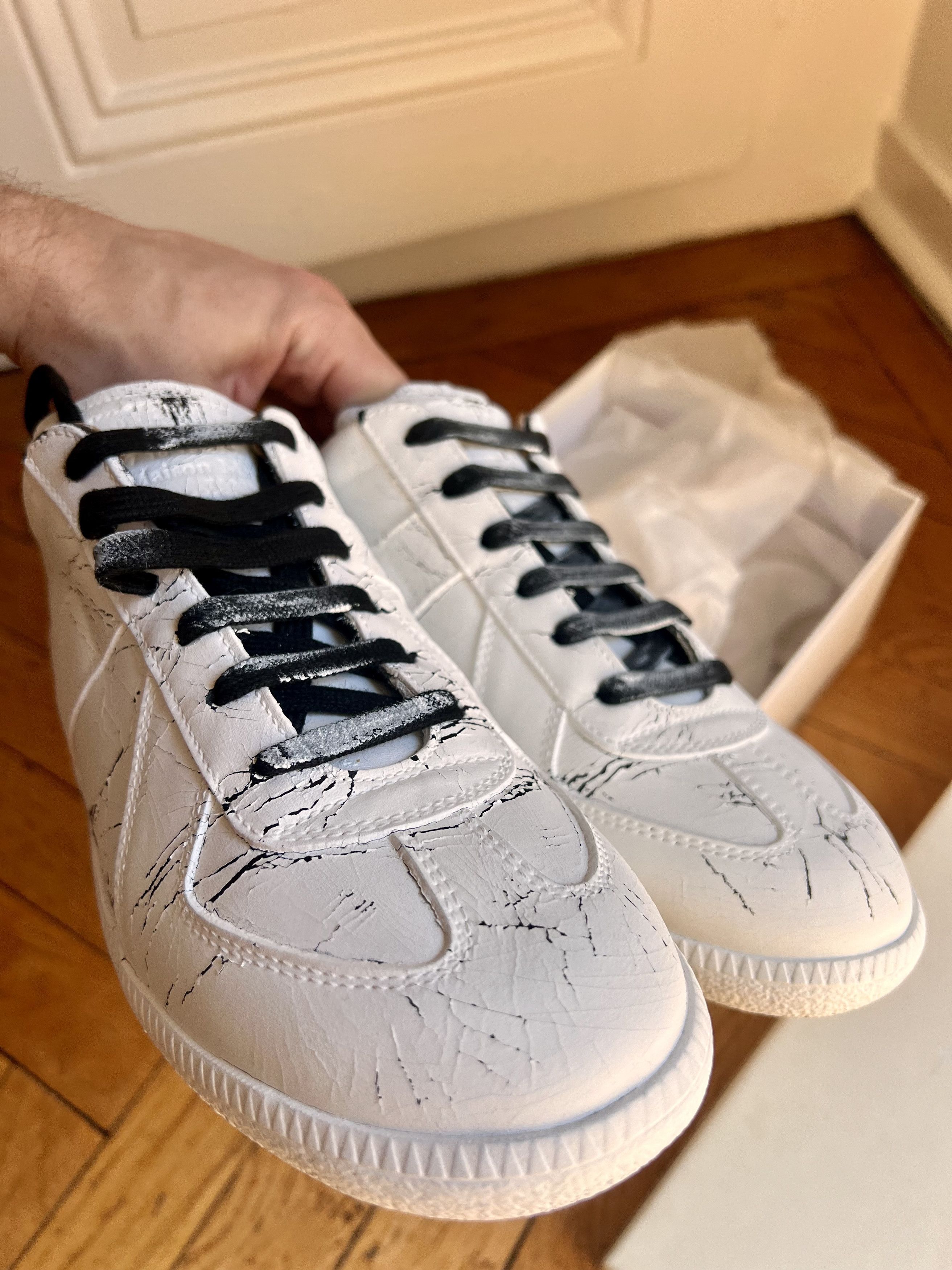 Maison Margiela Margiela Replica chipping white paint on black Size US 8 / EU 41 - 5 Thumbnail