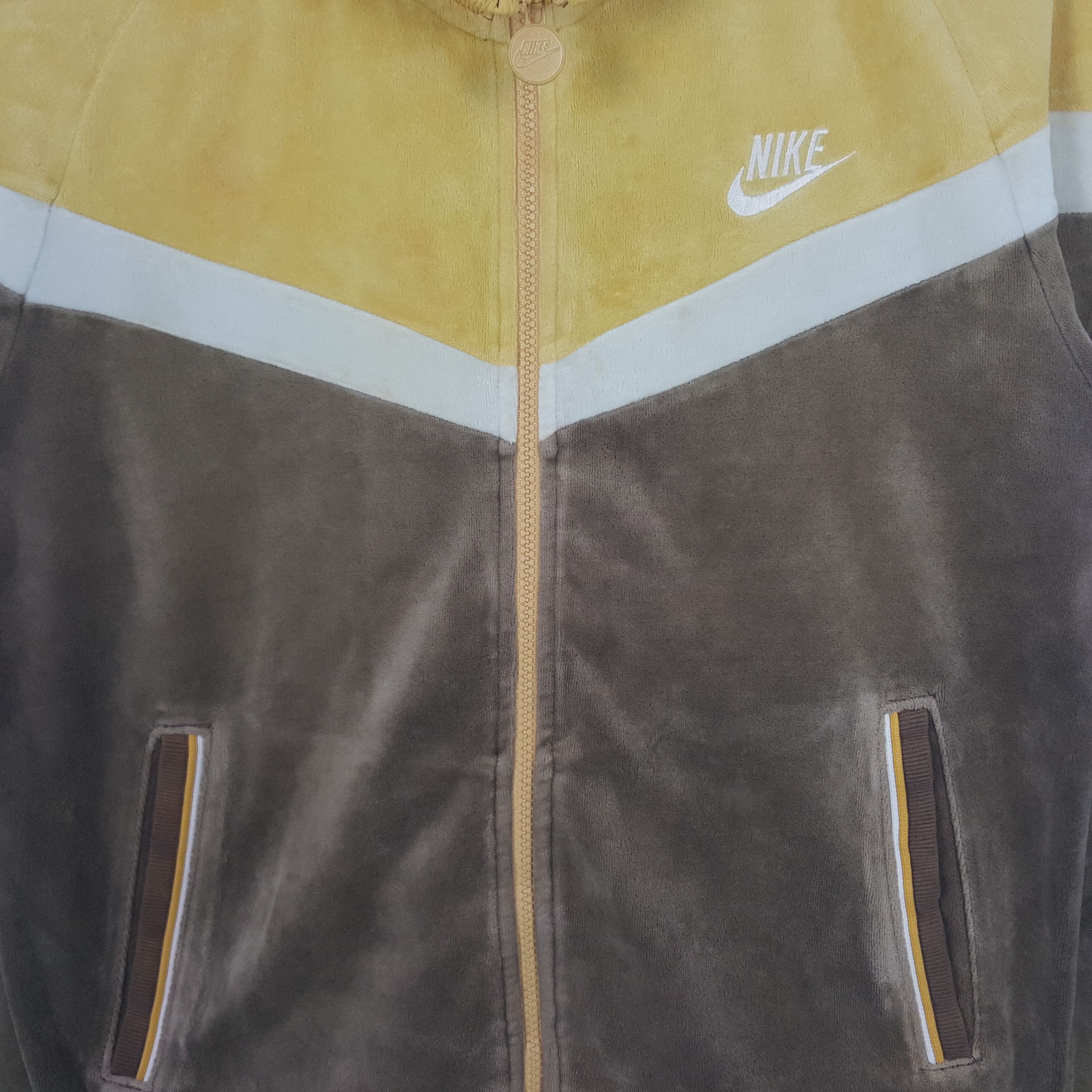Nike Vintage Nike American Sports Velvet Jacket RR20 Size US M / EU 48-50 / 2 - 2 Thumbnail