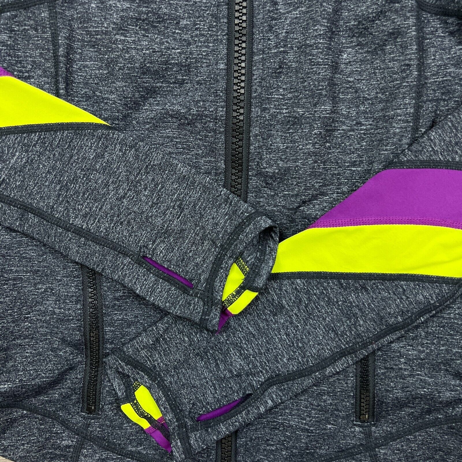 Lululemon Lululemon Half Moon Jacket Full Zip Athletic Yoga Hoodie Size S / US 4 / IT 40 - 4 Thumbnail